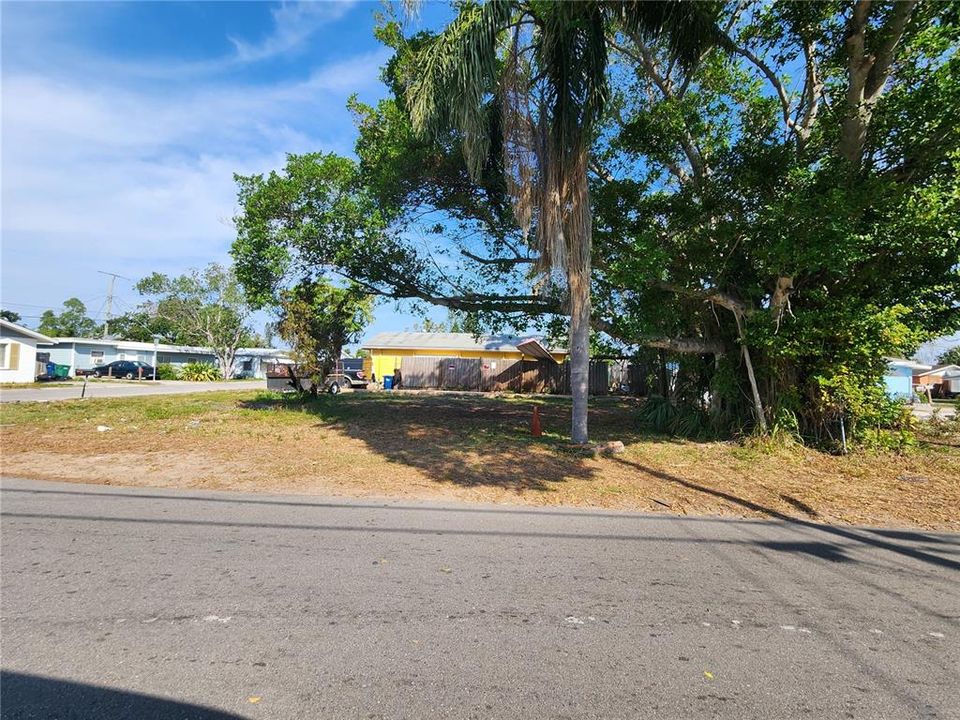 For Sale: $49,000 (0.07 acres)