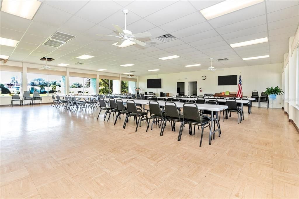 Active With Contract: $200,000 (2 beds, 2 baths, 1545 Square Feet)