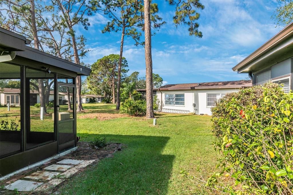 Active With Contract: $200,000 (2 beds, 2 baths, 1545 Square Feet)