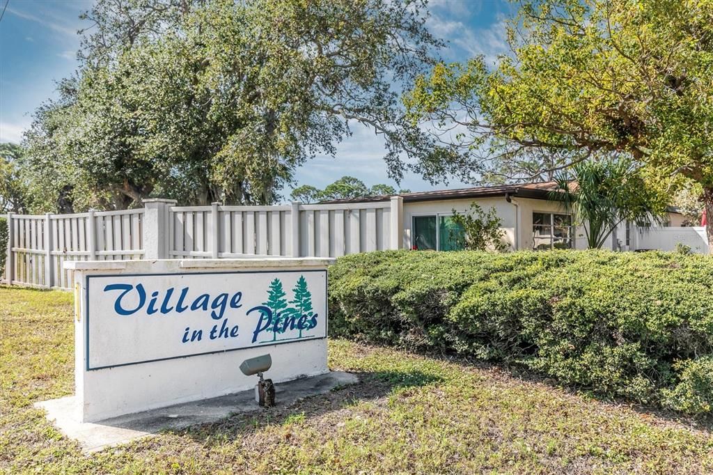 Active With Contract: $200,000 (2 beds, 2 baths, 1545 Square Feet)