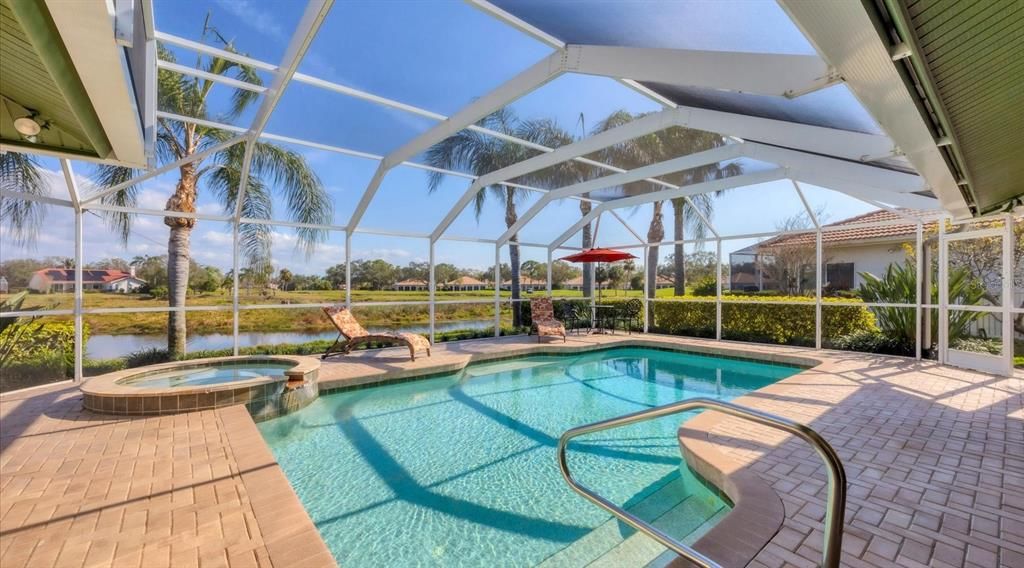 Active With Contract: $828,000 (3 beds, 3 baths, 2359 Square Feet)