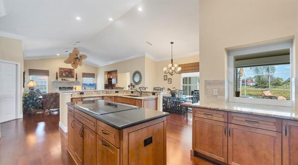 Active With Contract: $828,000 (3 beds, 3 baths, 2359 Square Feet)