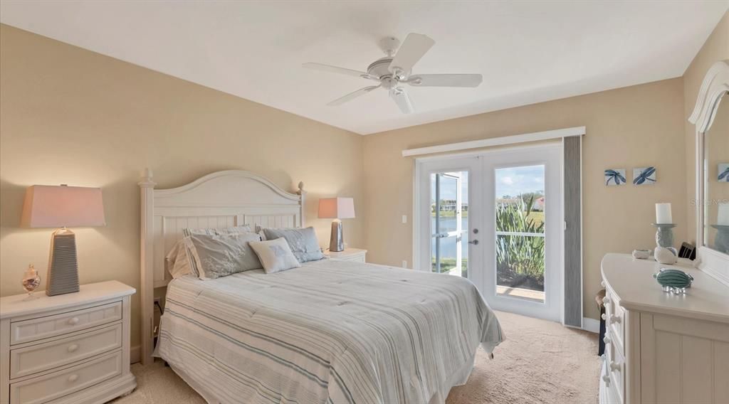 Active With Contract: $828,000 (3 beds, 3 baths, 2359 Square Feet)