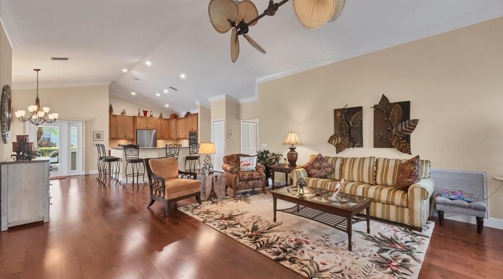 Active With Contract: $828,000 (3 beds, 3 baths, 2359 Square Feet)