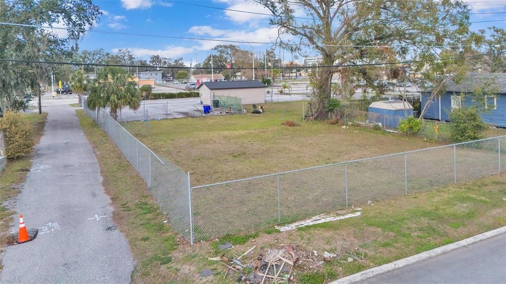 待售: $1,600,000 (0 贝兹, 0 浴室, 1246 平方英尺)