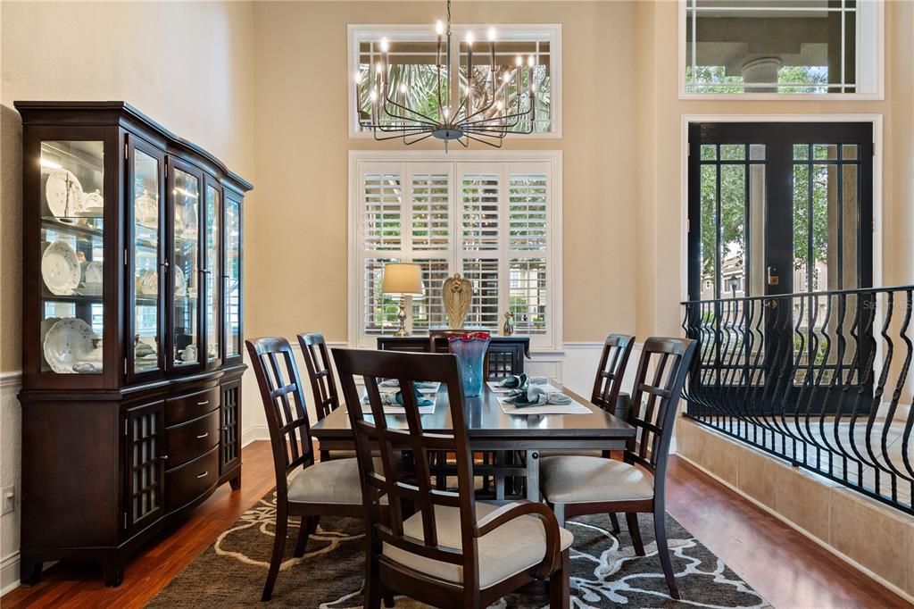 Active With Contract: $979,000 (5 beds, 4 baths, 3890 Square Feet)