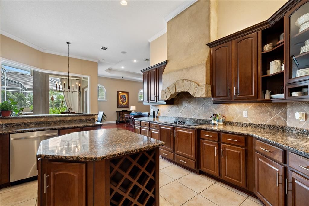 Active With Contract: $979,000 (5 beds, 4 baths, 3890 Square Feet)