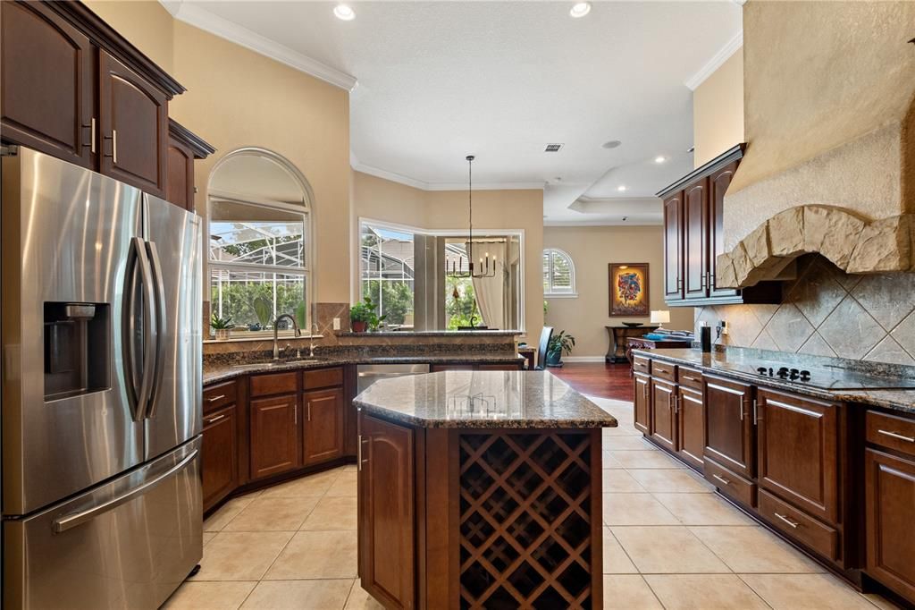 Active With Contract: $979,000 (5 beds, 4 baths, 3890 Square Feet)