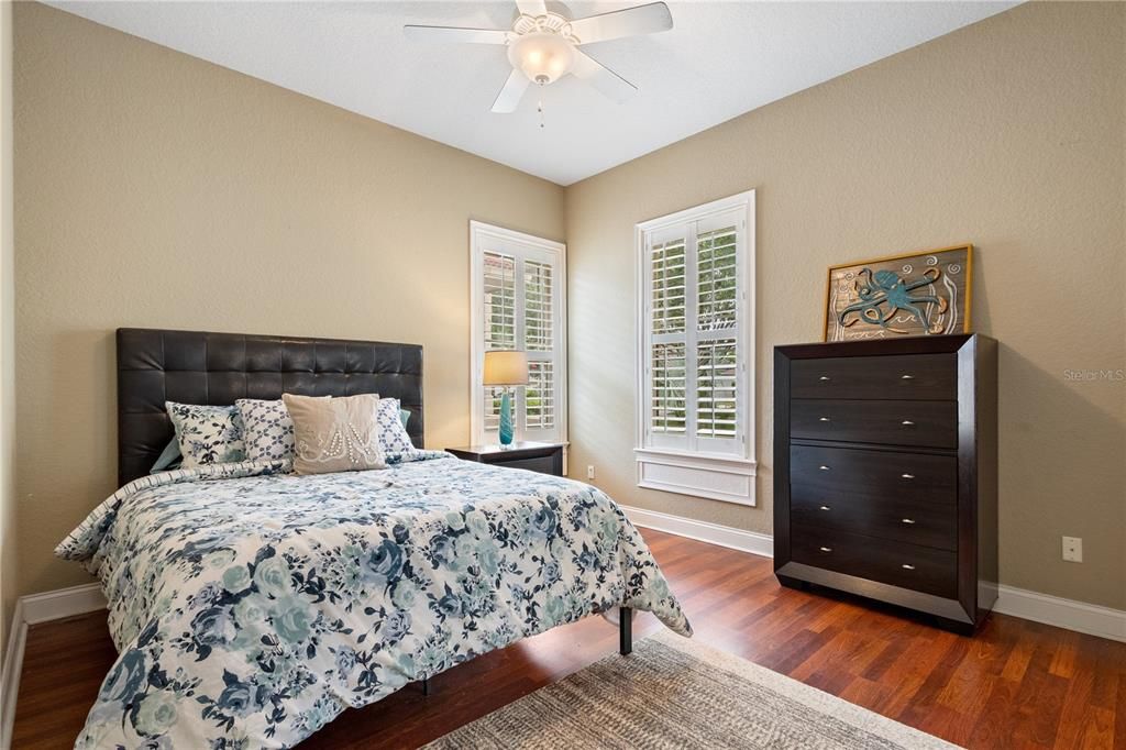 Active With Contract: $979,000 (5 beds, 4 baths, 3890 Square Feet)