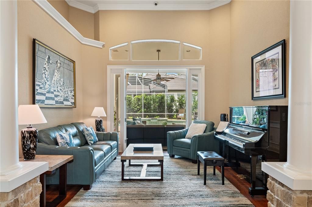 Active With Contract: $979,000 (5 beds, 4 baths, 3890 Square Feet)