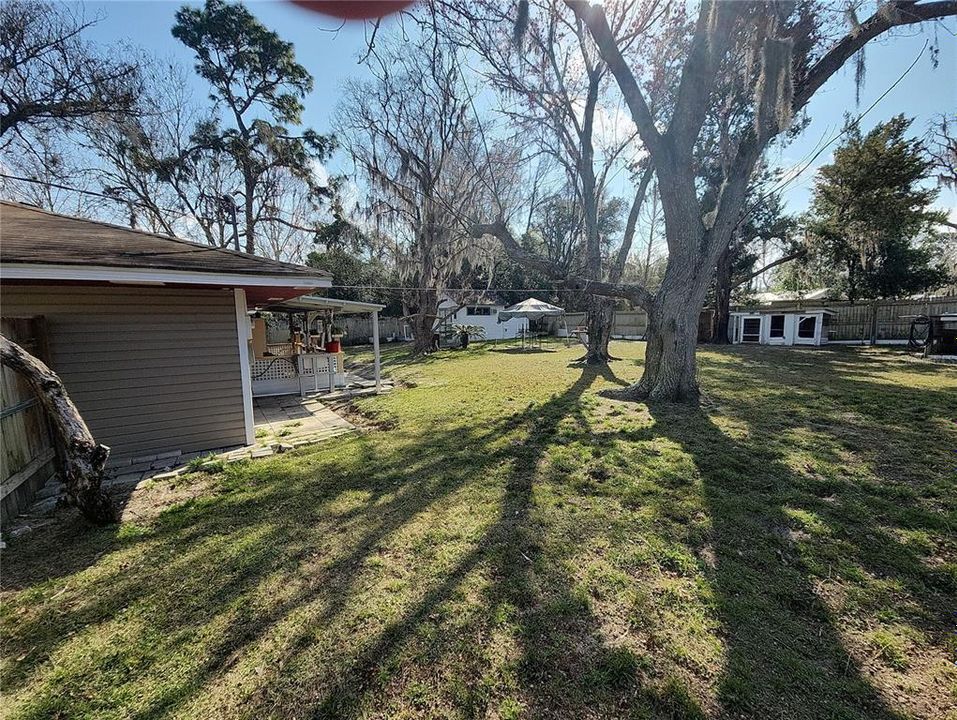 Active With Contract: $169,900 (3 beds, 1 baths, 1008 Square Feet)