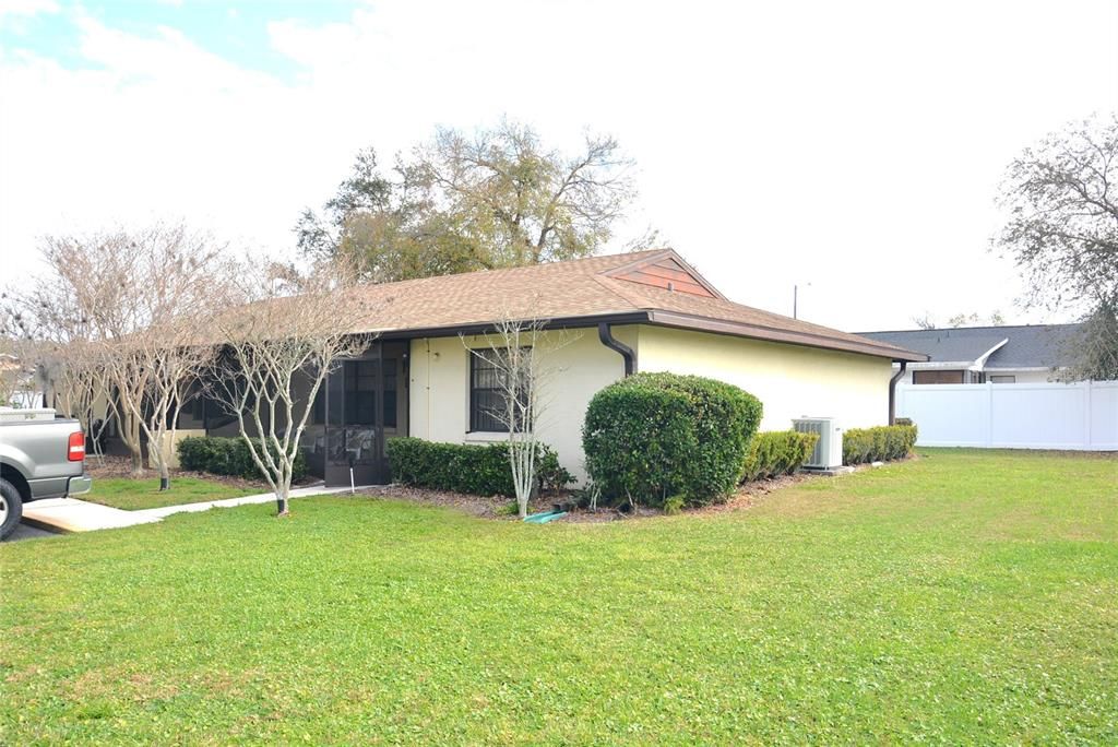 For Sale: $110,000 (2 beds, 2 baths, 960 Square Feet)