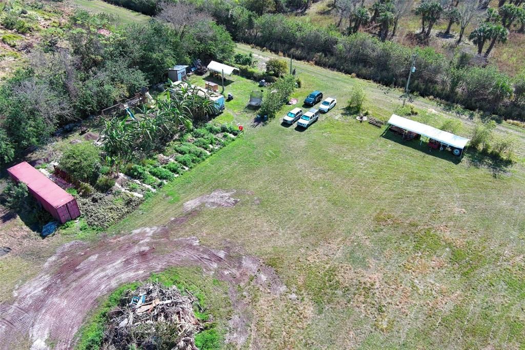 На продажу: $725,000 (14.45 acres)