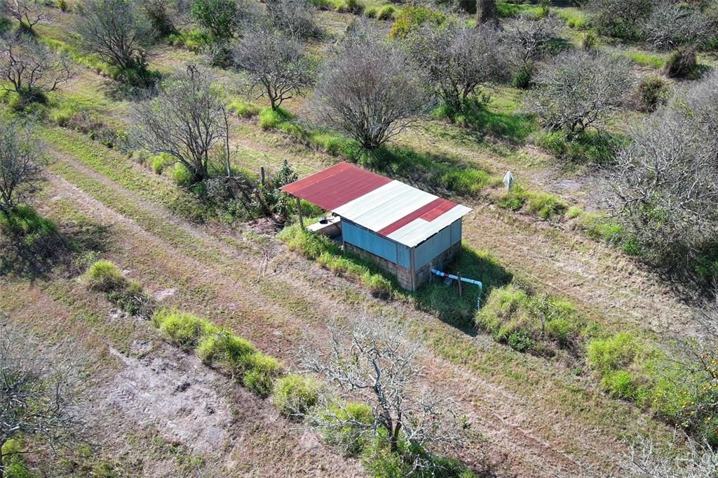 На продажу: $725,000 (14.45 acres)