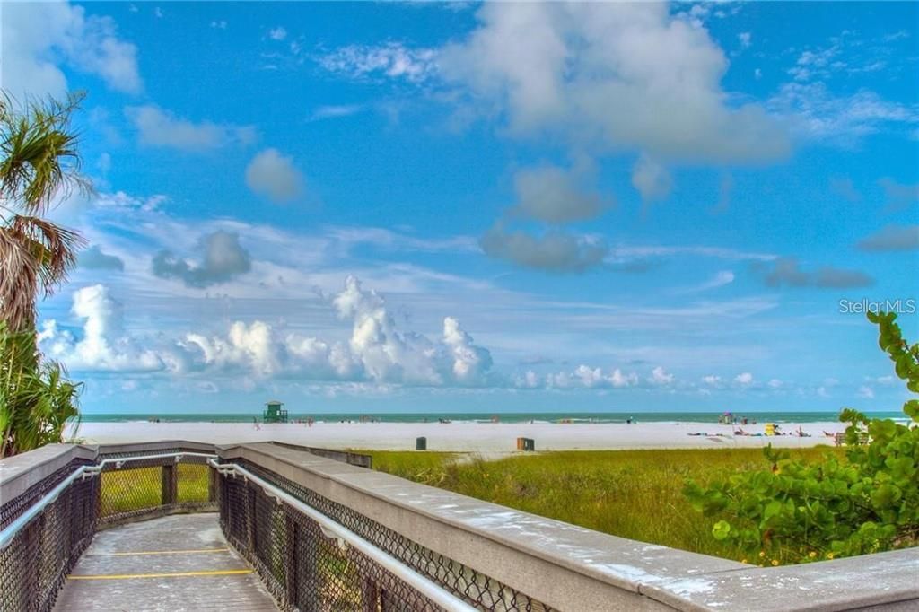 En Renta: $16,000 (3 camas, 2 baños, 1704 Pies cuadrados)