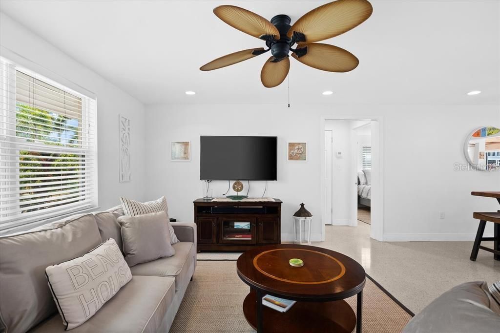 En Renta: $16,000 (3 camas, 2 baños, 1704 Pies cuadrados)