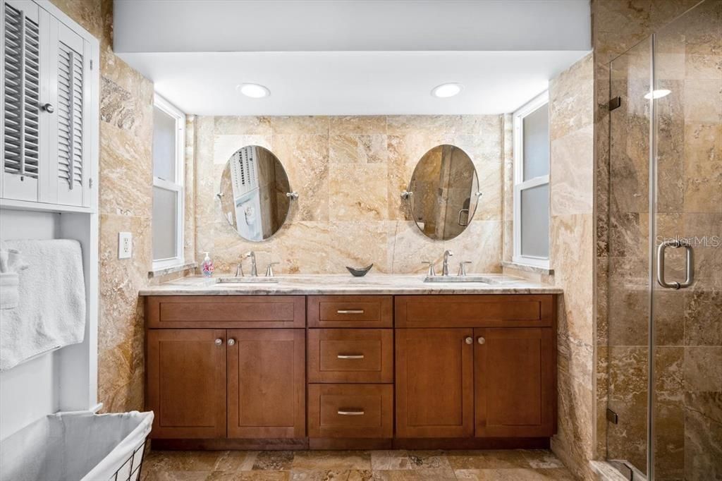 En Renta: $16,000 (3 camas, 2 baños, 1704 Pies cuadrados)