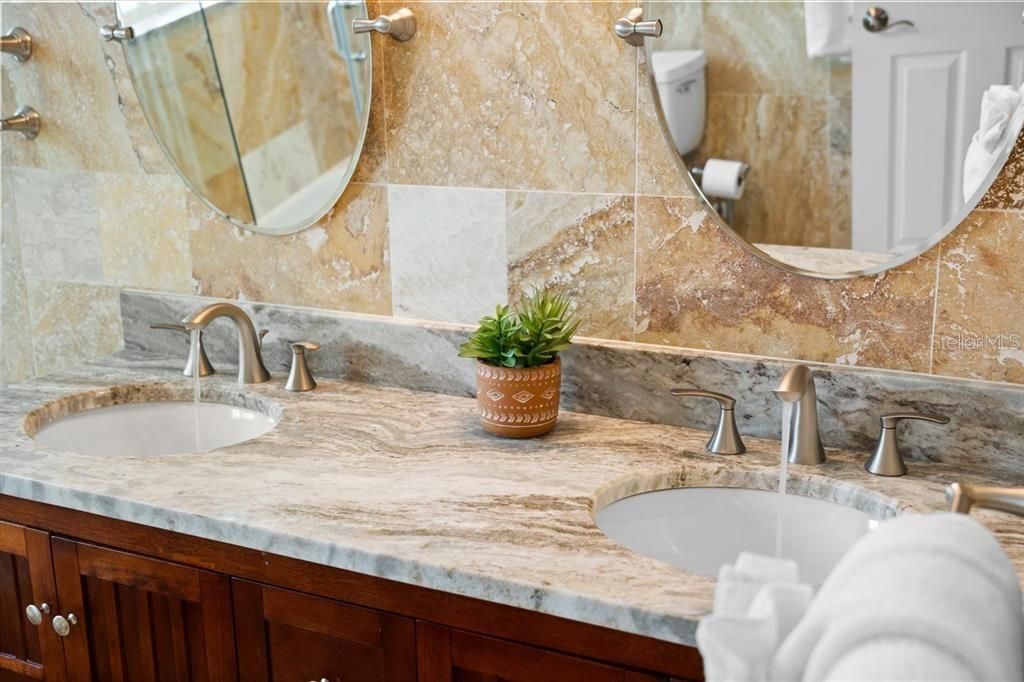 En Renta: $16,000 (3 camas, 2 baños, 1704 Pies cuadrados)