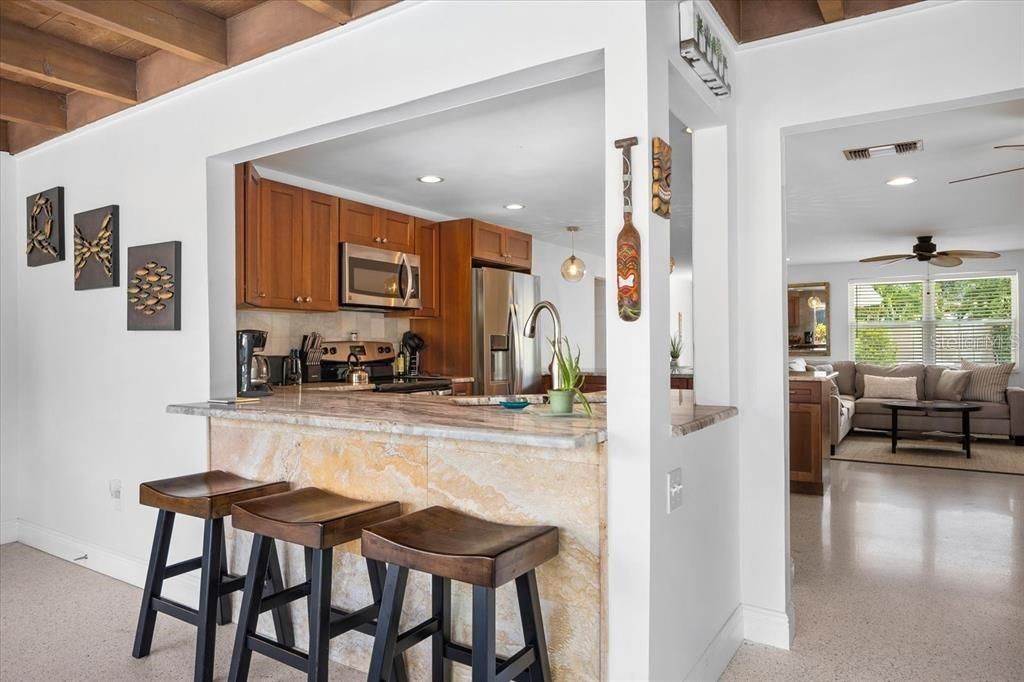 En Renta: $16,000 (3 camas, 2 baños, 1704 Pies cuadrados)