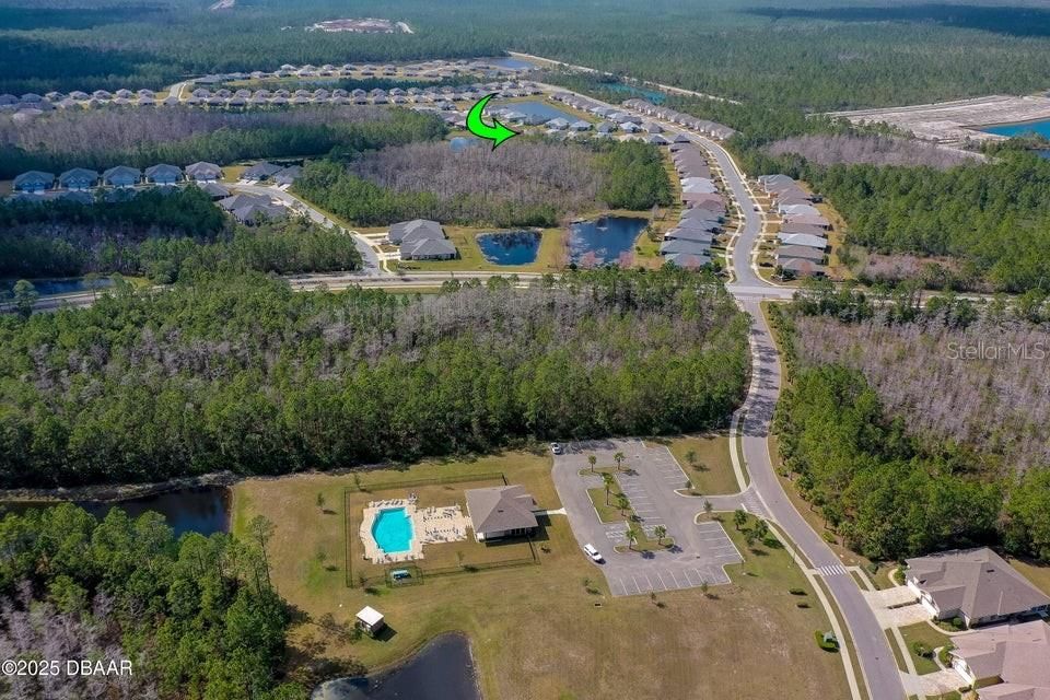 Active With Contract: $384,000 (3 beds, 2 baths, 2105 Square Feet)