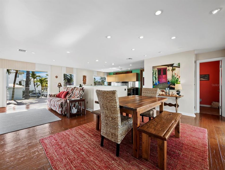 Activo con contrato: $1,200,000 (2 camas, 2 baños, 1820 Pies cuadrados)