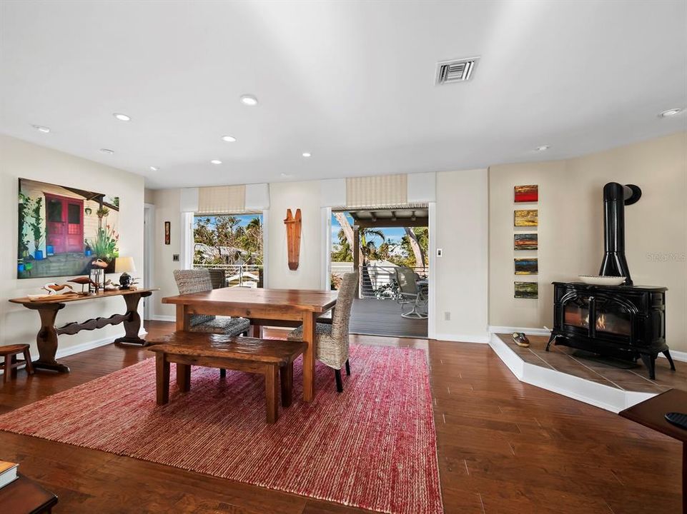 Activo con contrato: $1,200,000 (2 camas, 2 baños, 1820 Pies cuadrados)