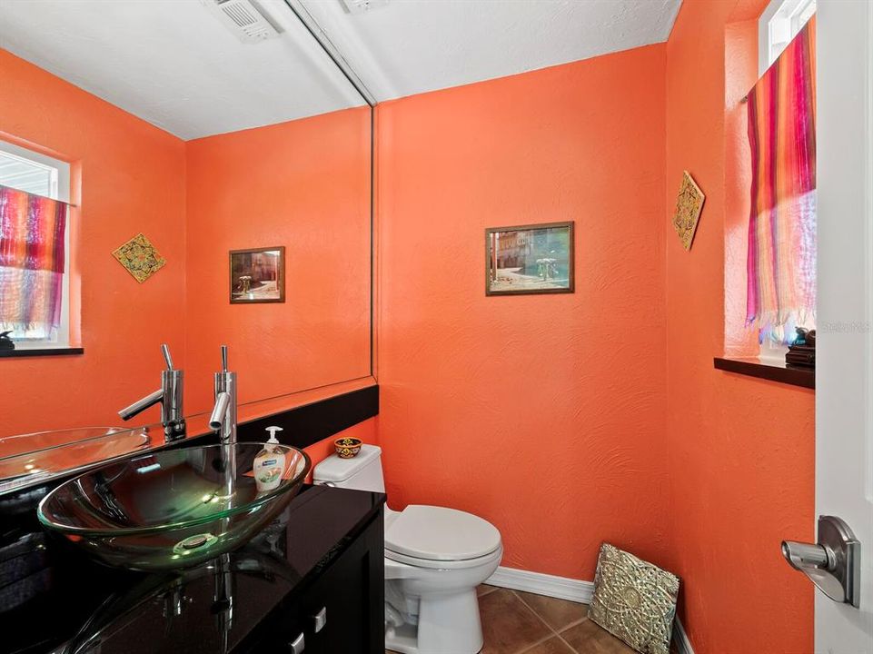 Activo con contrato: $1,200,000 (2 camas, 2 baños, 1820 Pies cuadrados)