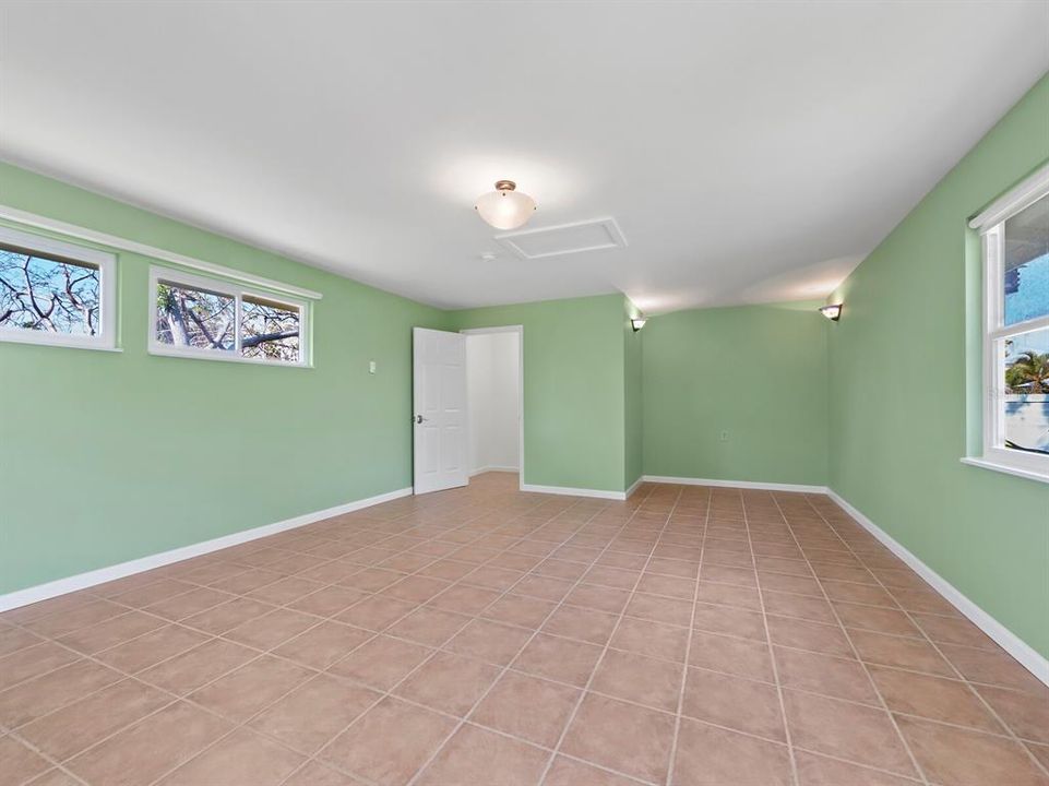 Activo con contrato: $1,200,000 (2 camas, 2 baños, 1820 Pies cuadrados)