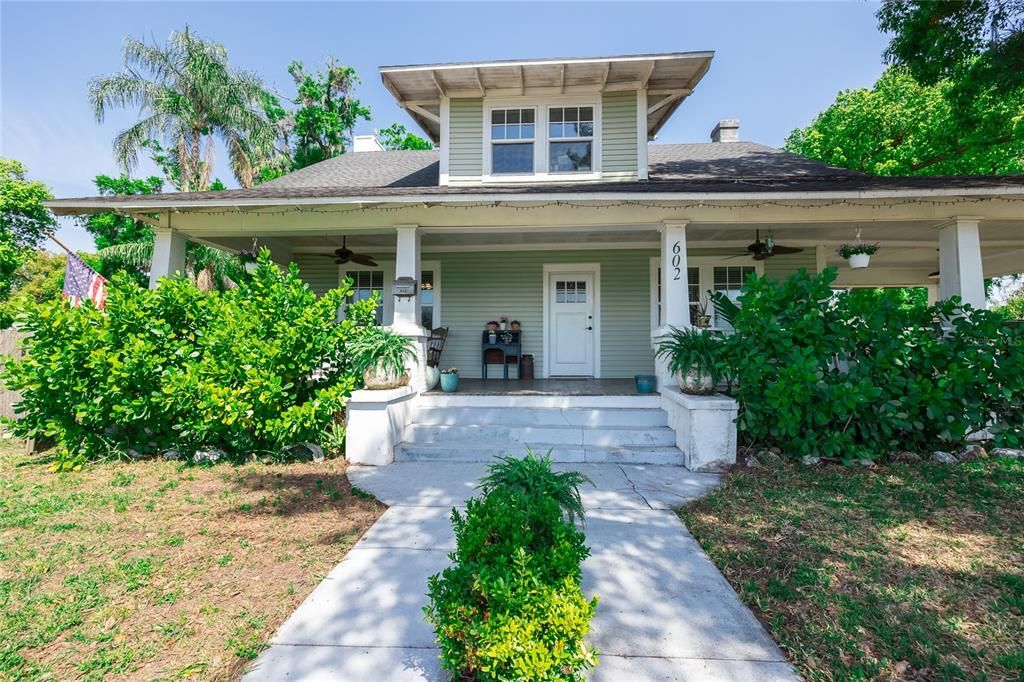 Recently Sold: $339,000 (4 beds, 2 baths, 2592 Square Feet)