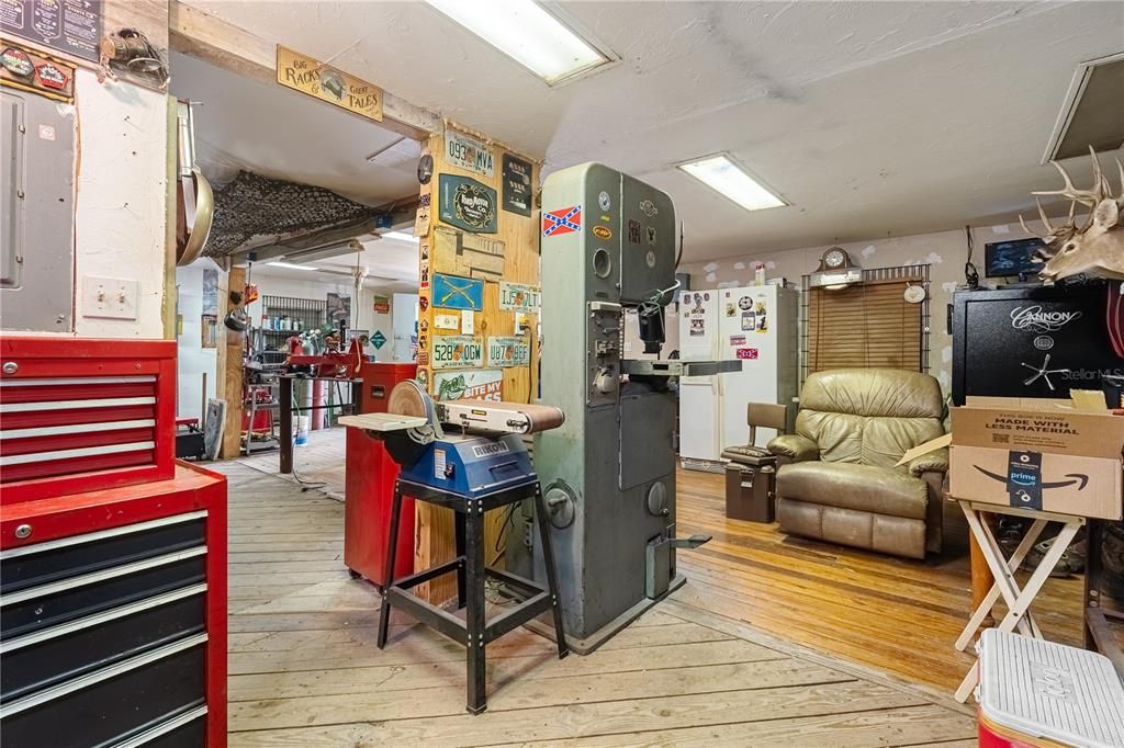 For Sale: $290,000 (0 beds, 0 baths, 713 Square Feet)