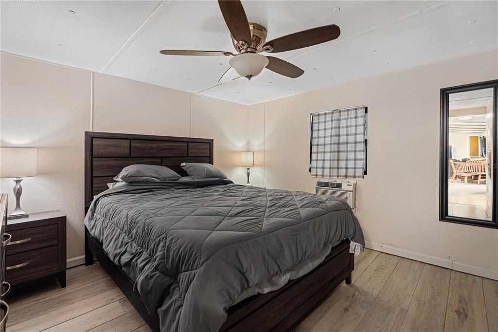 For Sale: $290,000 (0 beds, 0 baths, 713 Square Feet)