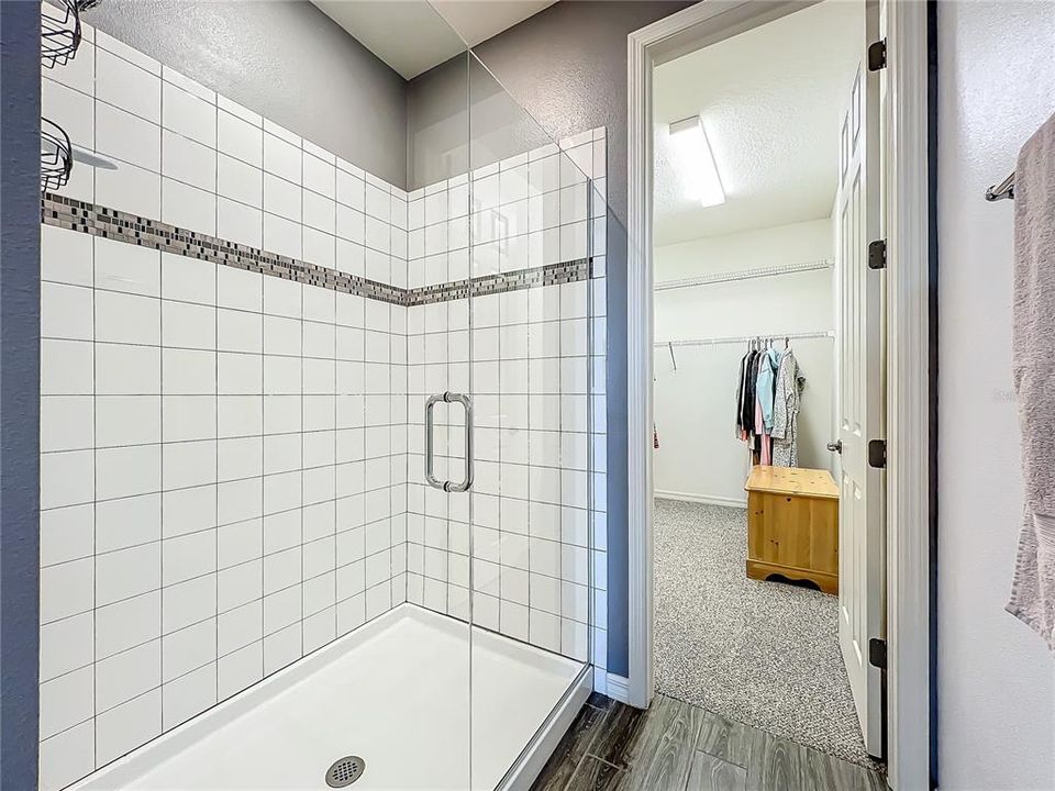 Под контрактом: $240,000 (2 спален, 2 ванн, 1311 Квадратных фут)