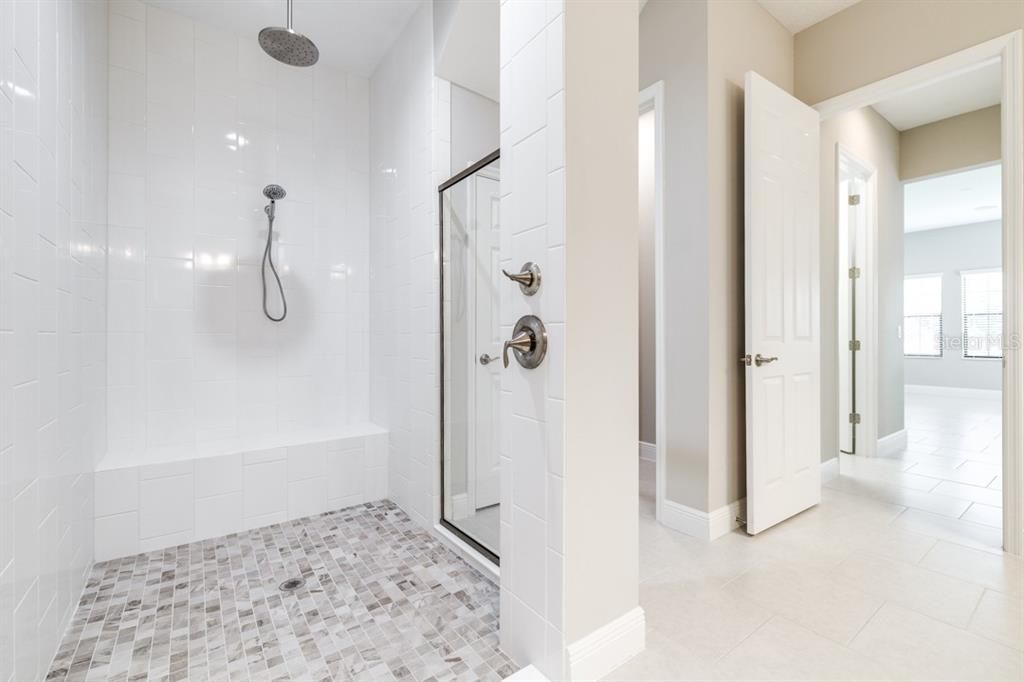 На продажу: $829,900 (5 спален, 4 ванн, 3138 Квадратных фут)