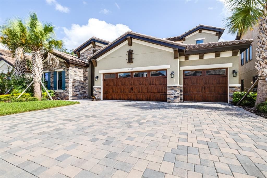 На продажу: $829,900 (5 спален, 4 ванн, 3138 Квадратных фут)