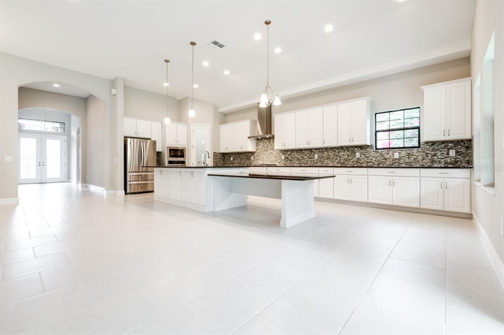 На продажу: $829,900 (5 спален, 4 ванн, 3138 Квадратных фут)