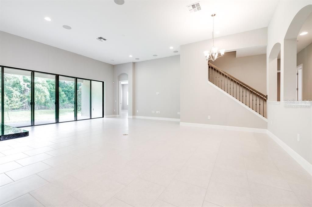 На продажу: $829,900 (5 спален, 4 ванн, 3138 Квадратных фут)