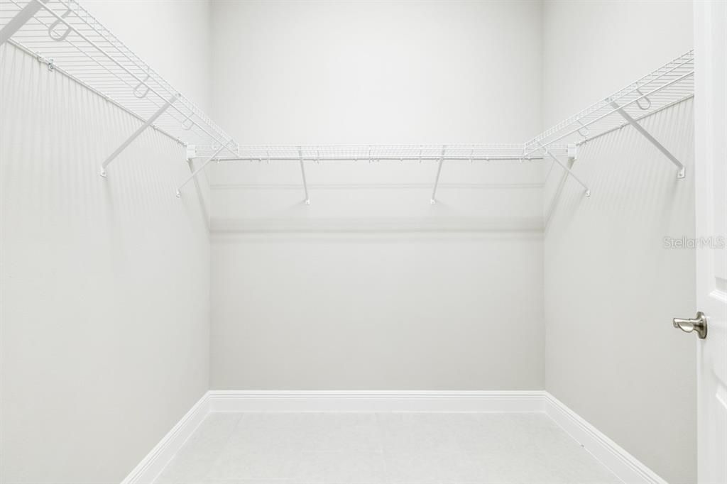 На продажу: $829,900 (5 спален, 4 ванн, 3138 Квадратных фут)