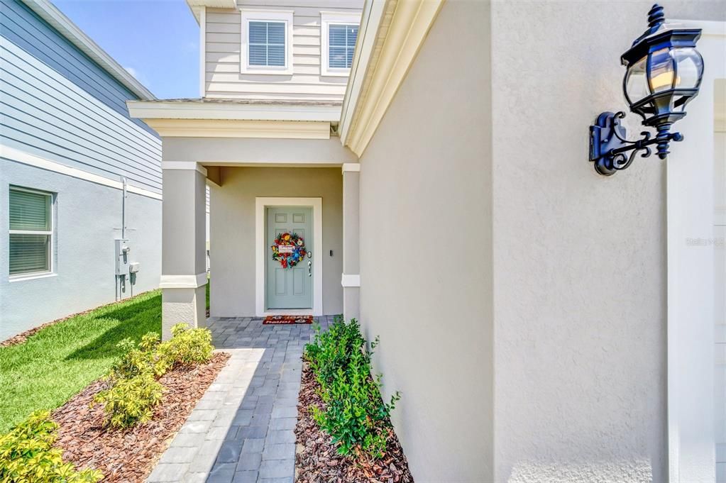 For Sale: $719,000 (5 beds, 5 baths, 2622 Square Feet)