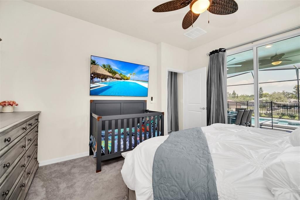 For Sale: $719,000 (5 beds, 5 baths, 2622 Square Feet)