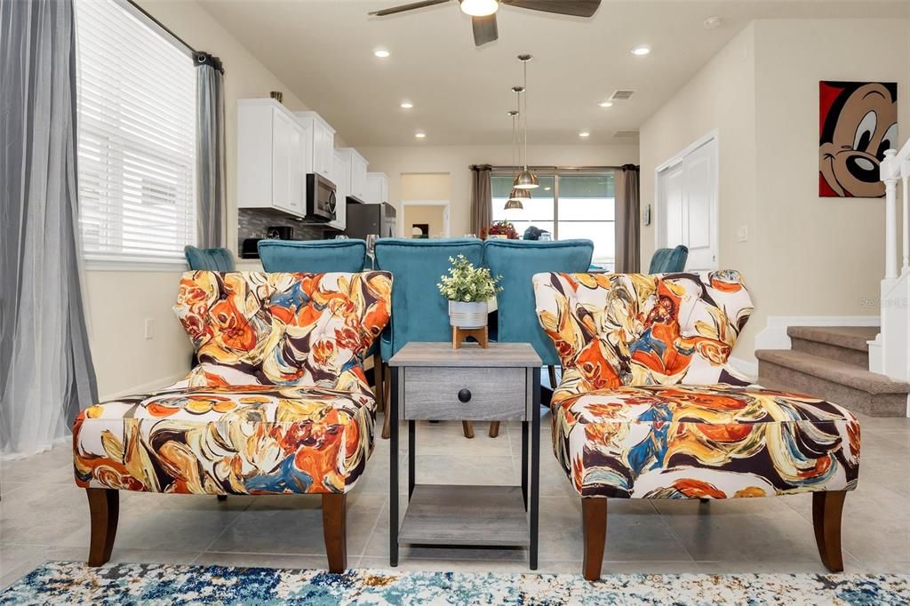 For Sale: $719,000 (5 beds, 5 baths, 2622 Square Feet)