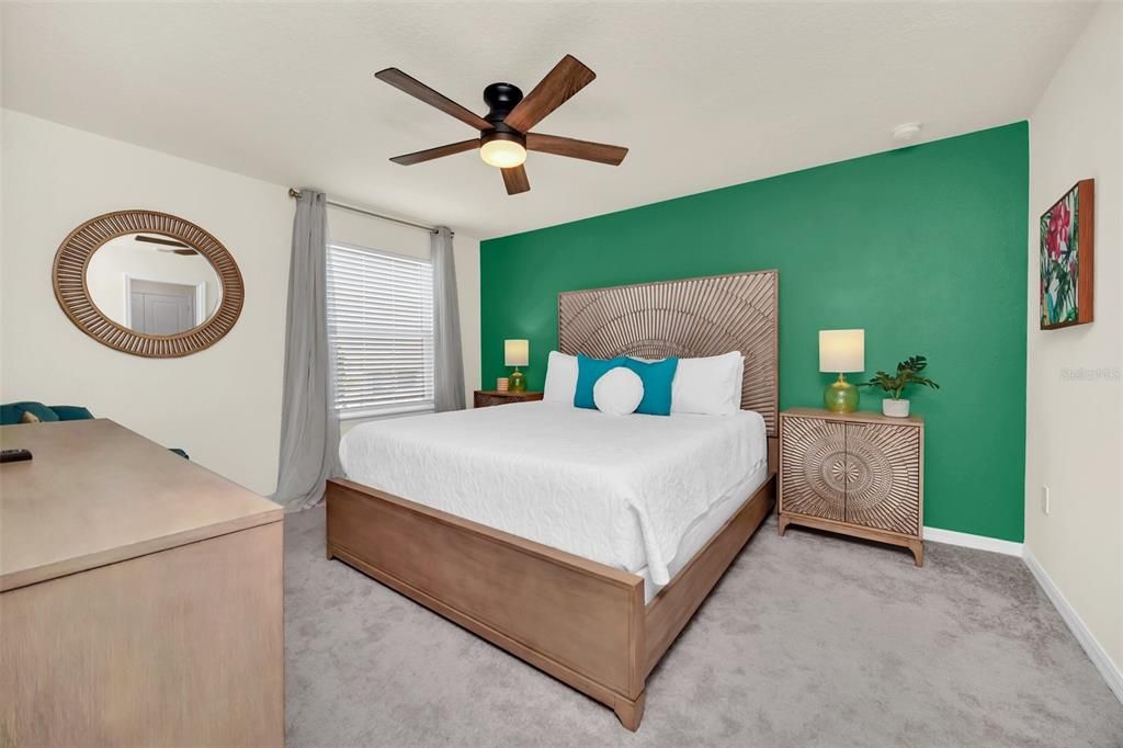 For Sale: $719,000 (5 beds, 5 baths, 2622 Square Feet)