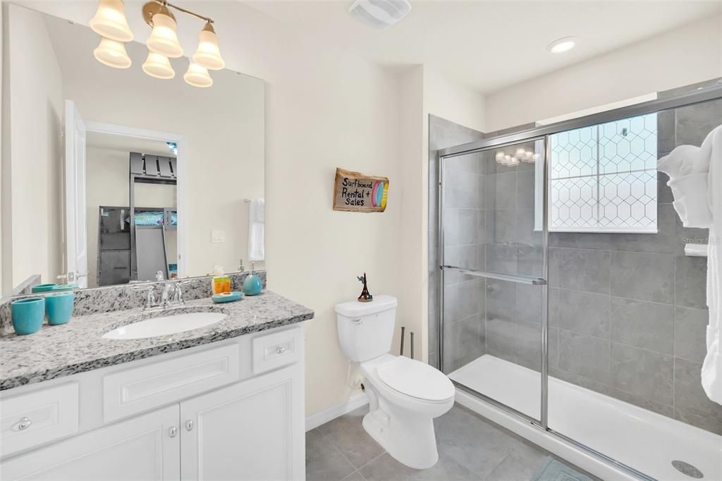 For Sale: $719,000 (5 beds, 5 baths, 2622 Square Feet)