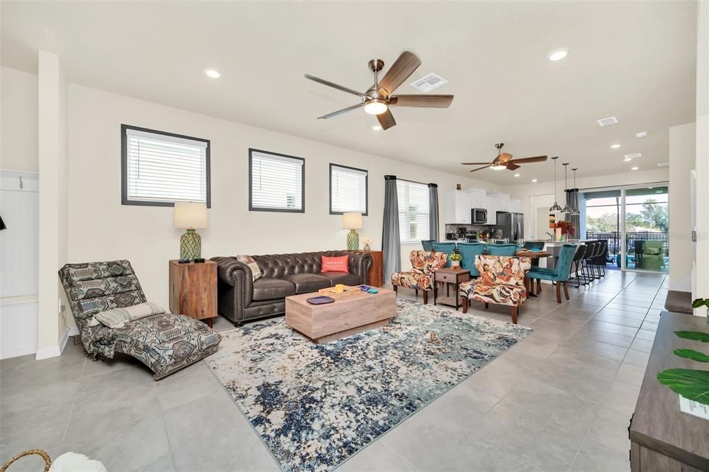 For Sale: $719,000 (5 beds, 5 baths, 2622 Square Feet)