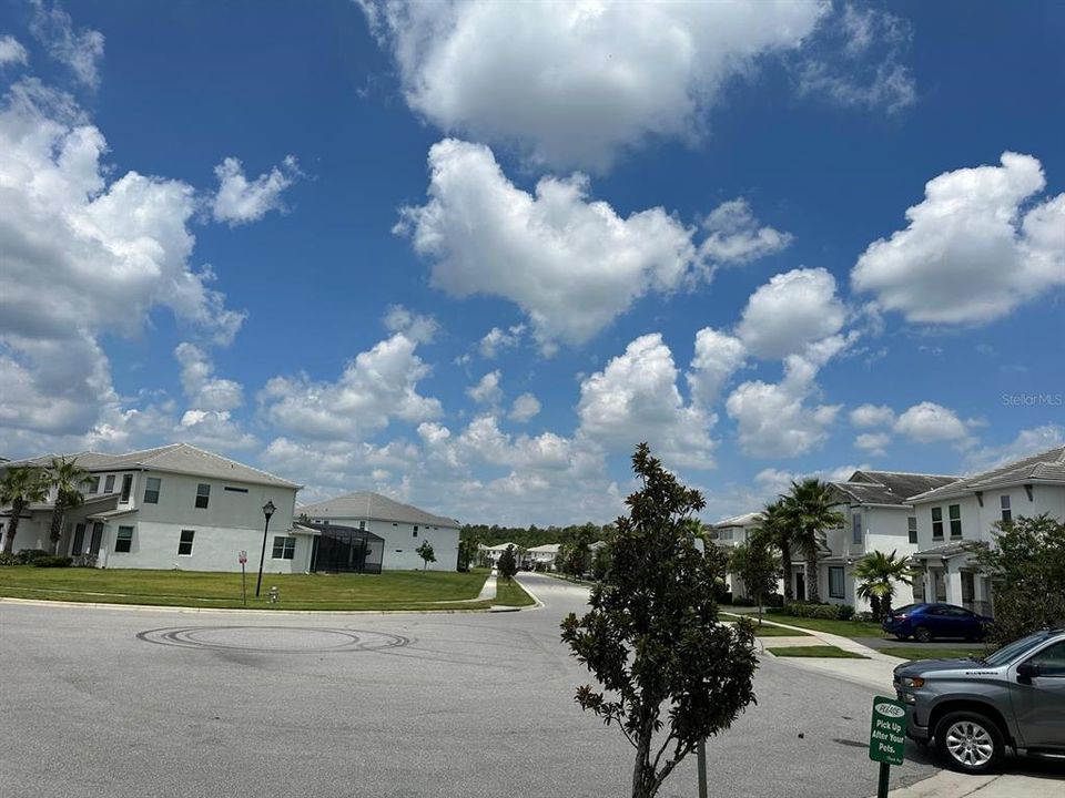 Под контрактом: $710,000 (8 спален, 5 ванн, 2872 Квадратных фут)