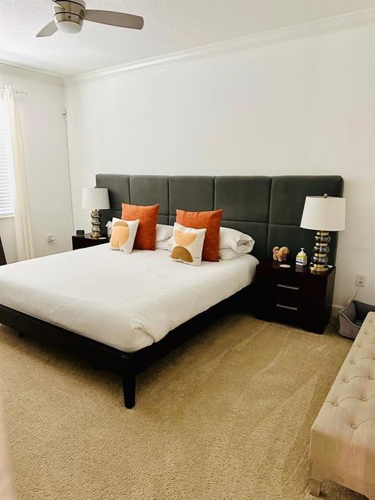 Под контрактом: $710,000 (8 спален, 5 ванн, 2872 Квадратных фут)