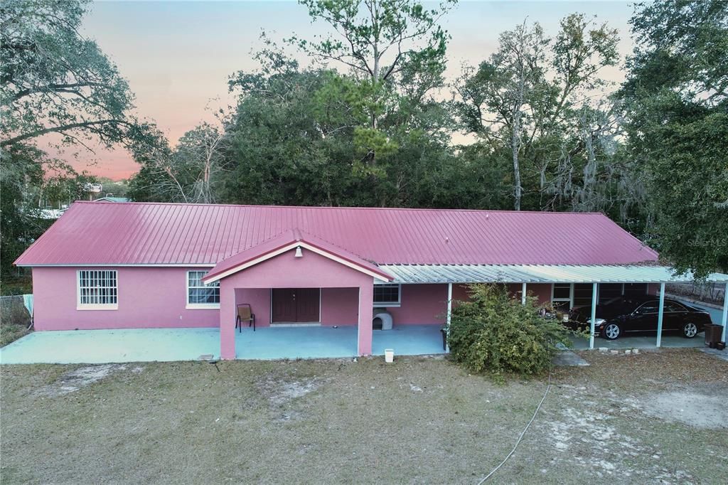 For Sale: $265,000 (3 beds, 3 baths, 1800 Square Feet)