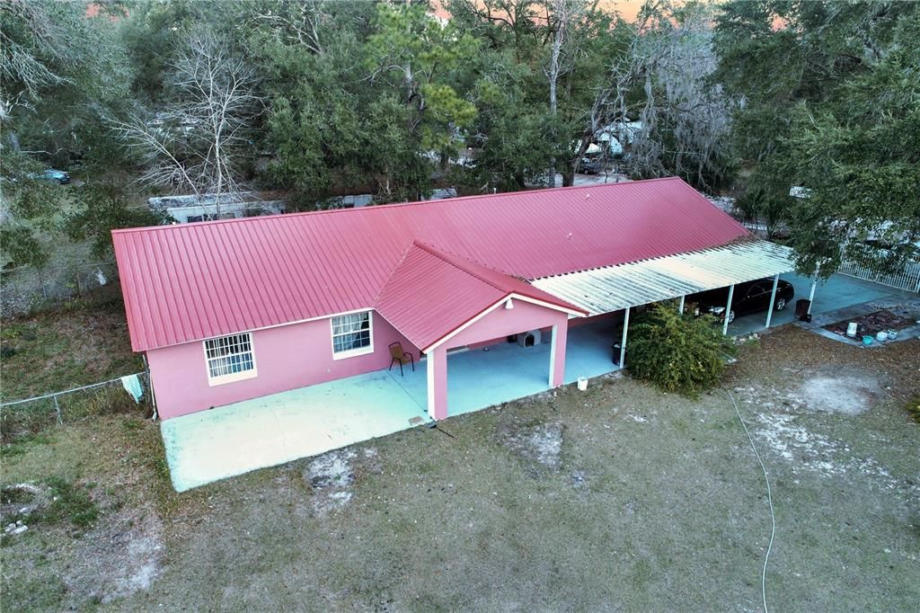 For Sale: $265,000 (3 beds, 3 baths, 1800 Square Feet)