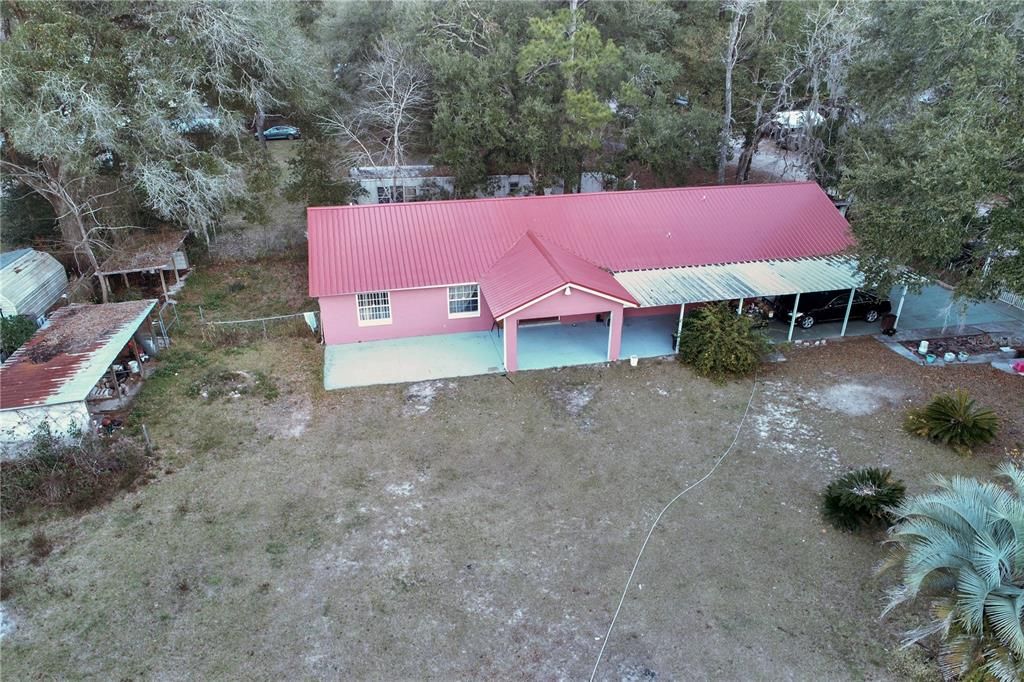 For Sale: $265,000 (3 beds, 3 baths, 1800 Square Feet)