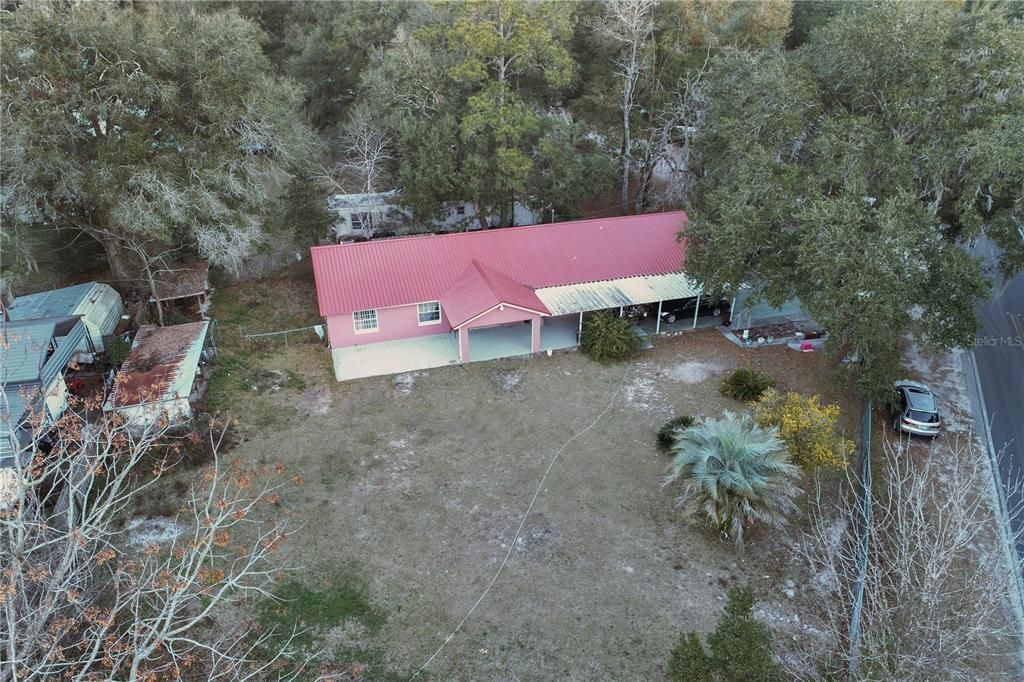 For Sale: $265,000 (3 beds, 3 baths, 1800 Square Feet)