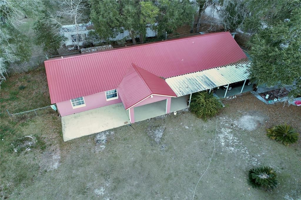 For Sale: $265,000 (3 beds, 3 baths, 1800 Square Feet)